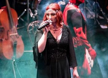 “TRUE LIGHT SHOW”, DA LAS VEGAS A ROMA CONCERT MUSICAL, CON THE VOICE - NELIA ROSS