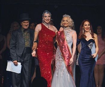 Grande successo "Chez nous Burlesque Festival 2025" a Roma regine principesse duchesse del Burlesque