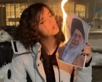 Iran, via alla transizione dopo Khamenei e scontro regionale