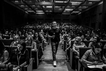 Roma, 15/05/26 il Dott. Matteo Sinatti presenta “Come rialzarsi e tornare a sorridere”