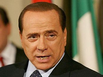 'Berlusconi è ora di lasciare'...!