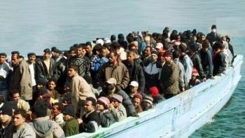 PROFUGHI, SANTORI: “NETTUNO INVASA DA IMMIGRATI ALL’INSAPUTA DEI CITTADINI. RISCHIO RIVOLTA DEI CITTADINI”