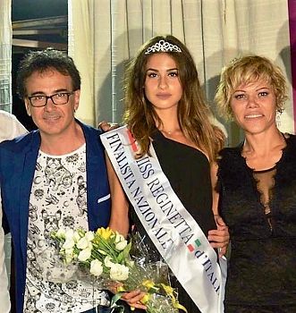 FLORIANA SECONDI PRESENTA LA FINALE DI MISS REGINETTA LAZIO 2018 CON L’AMICO ANGELO MARTINI.